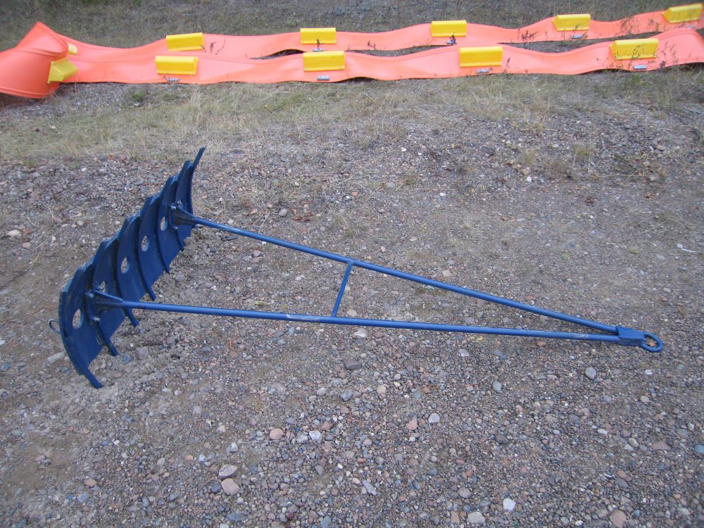 Якорная система для течения до 3,0 м/с| Anchor system for setting booms on water with a current speed of up to 3,0 m/s
